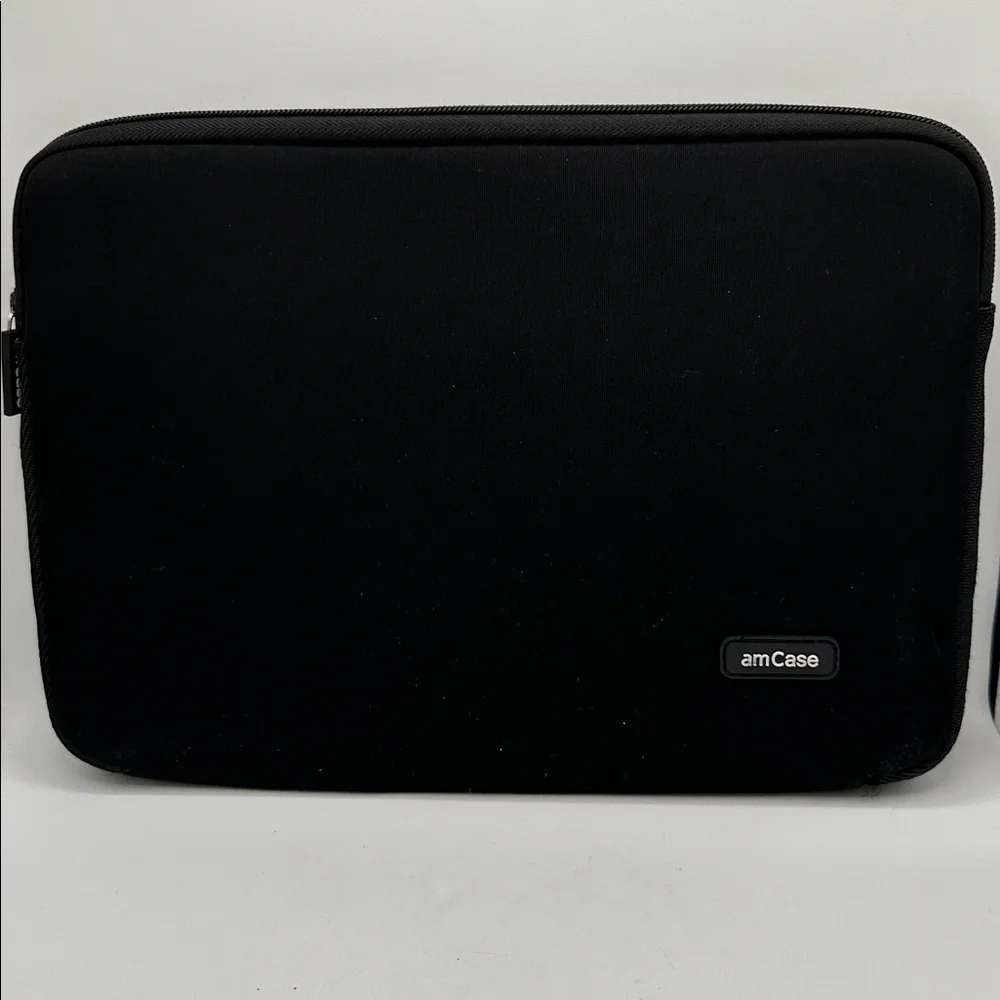 amCase neoprene black tablet case/pouch